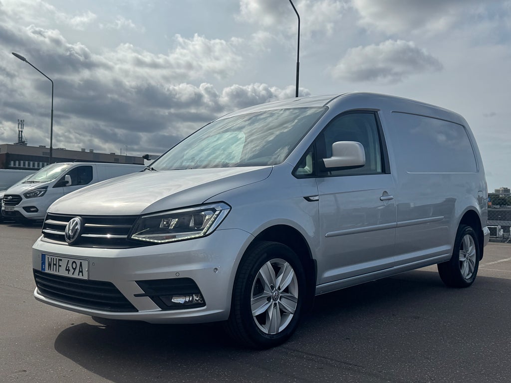 Volkswagen Caddy Maxi 2.0 TDI 4M PDC DRAG VÄRMARE CARPLAY 