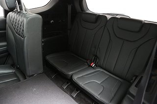 SUV Hyundai Santa Fe 25 av 28