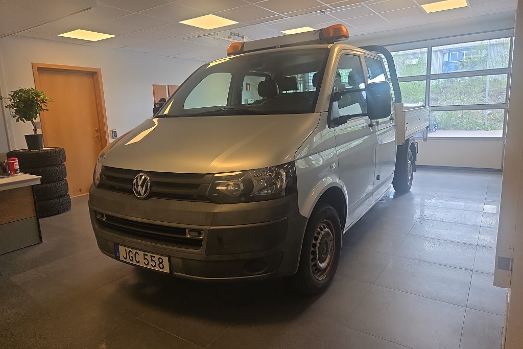 Volkswagen Transporter Dubbelhytt T30 2.0 TDI, 4-M, Tippflak, Moms