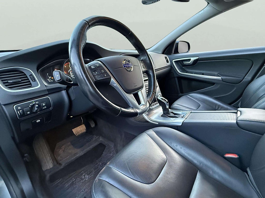 Volvo V60 Cross Country D3 Geartronic Summum Business Edition 1 Ägare - miniatyr 12