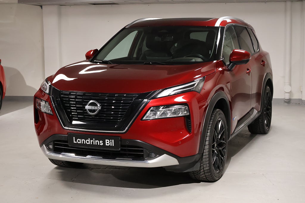 Nissan X-Trail e-4ORCE Tekna med Design Pack 214hk 5-sätes / V-hjul