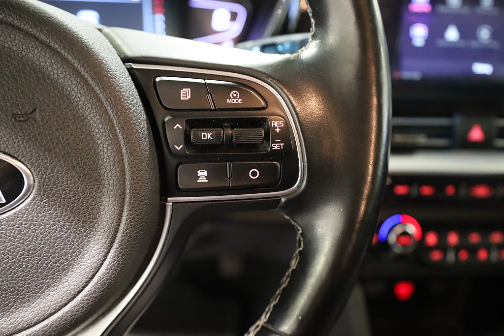 Kia Niro P-HEV DCT Advance Plus 2 Kamera Navi Leasbar Läder 2020