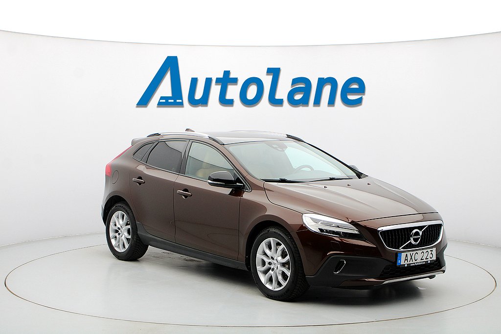 Volvo V40 Cross Country D4 Summum, Panorama, B-kam,VOC 190hk