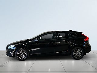 Volvo V40 D2 Aut Business Advanced Kamera Psens Värmare S&V-hjul – bild 4