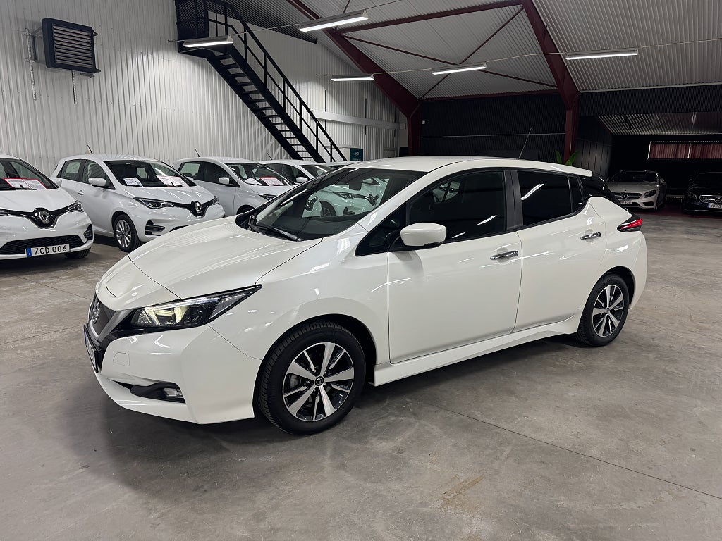 Nissan Leaf 40kWh Acenta/Backkamera/Keyless/Pdc/Navi/A.Carplay/DAB