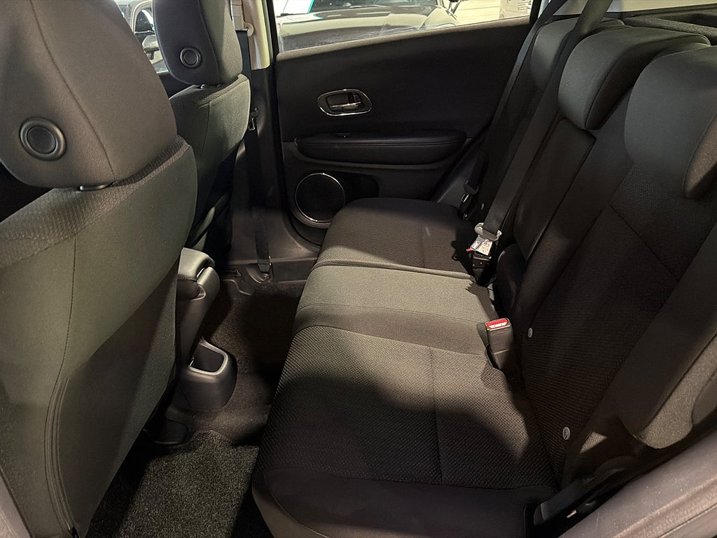 Honda HR-V 1.6 i-DTEC 120hk |Drag|P-sesnorer|M-värm|0.4l/mil| 2018