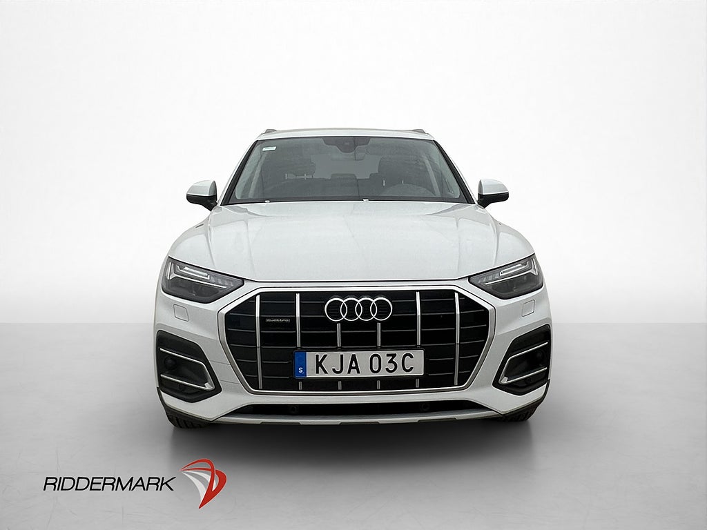 Audi Q5 40 TDI Q Proline Adv Matrix D-Värm Cockpit Drag MOMS