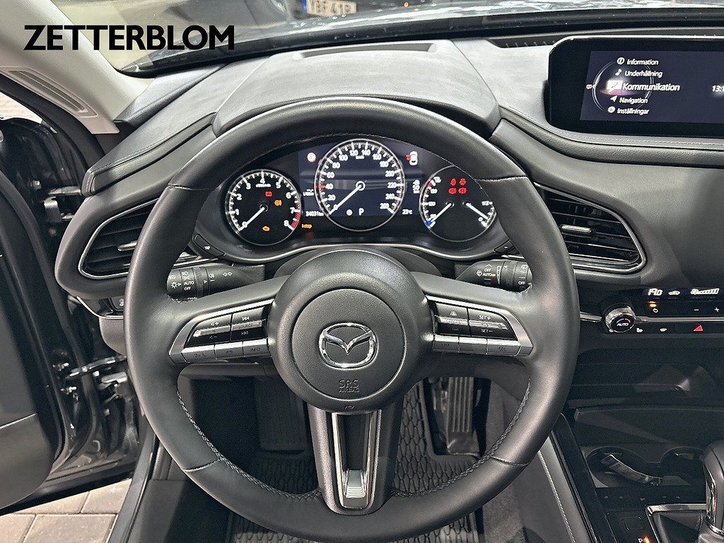 SUV Mazda CX-30 12 av 27