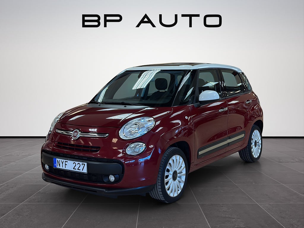 Fiat 500L 1.6 Multijet Lounge Panorama M-Värmare Nyservad 105hk