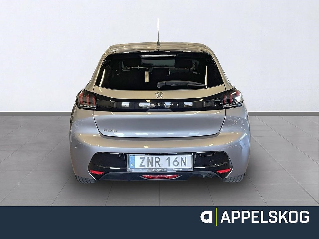 Peugeot 208 ALLURE PureTech 100hk |RÄNTA 3,99%|V-HJUL INGÅR| thumbnail