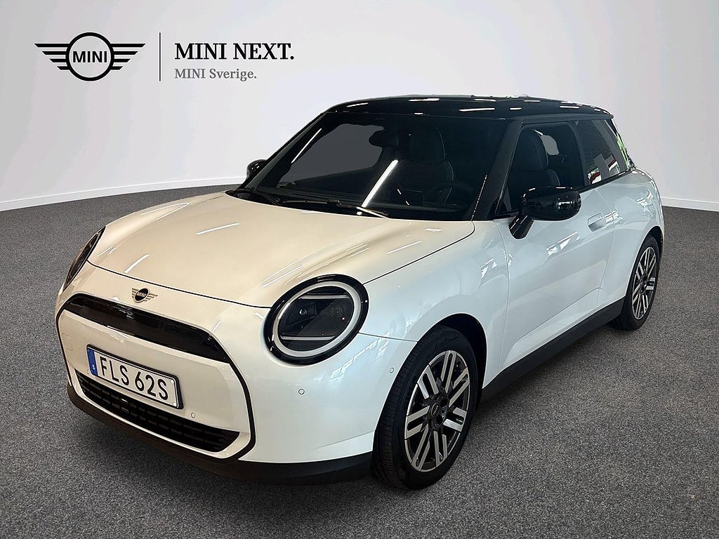 MINI Cooper E Classic Trim, Paket M