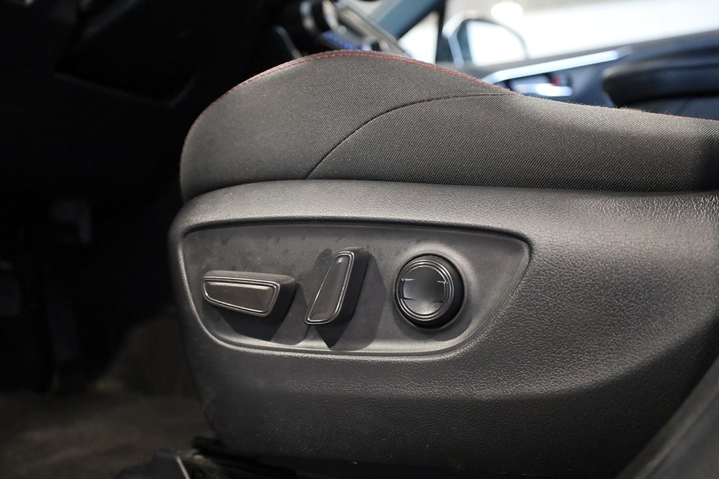 Toyota RAV4 Plug-in Hybrid E-CVT Active AWD Dragkrok Kamera 2022