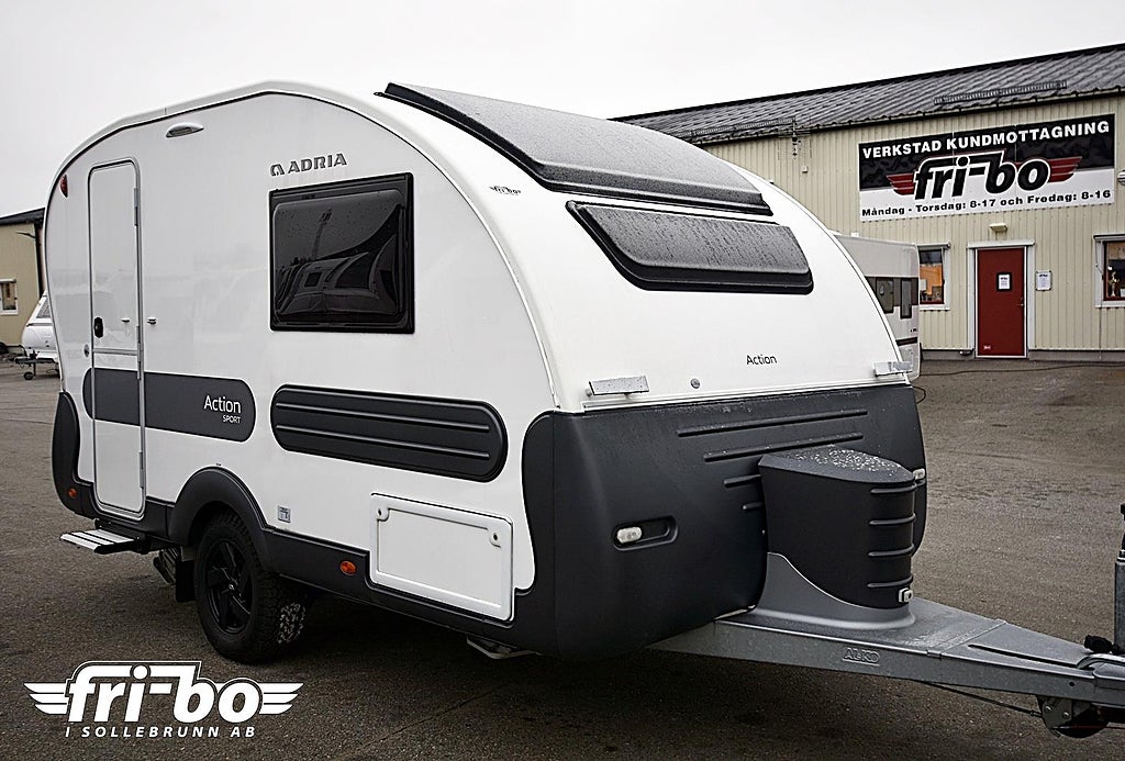 Adria 391 LH Action Sport, Långbäddar "PÅSKÄGG