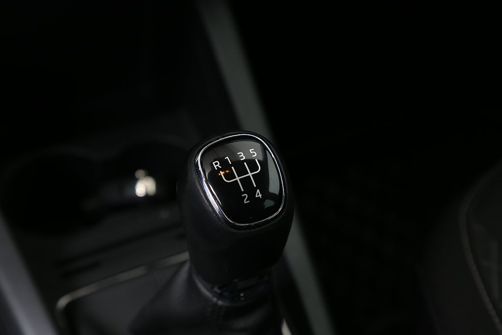 Skoda Fabia 1,2 TSI Style 90hk Kombi Motorvärmare 2016