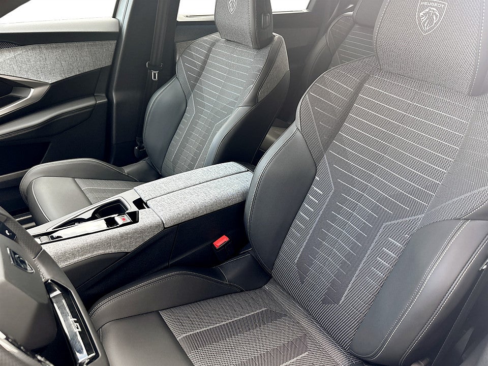 Bild på Peugeot 5008 GT Hybrid 145hk Aut KAMPANJ BRÄNSLE INGÅR