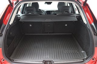 SUV Volvo XC60 18 av 19