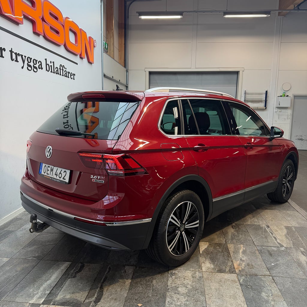 Volkswagen Tiguan 2.0 TDI DPF 4Motion GT Cockpit Backkamera Värmare Drag
