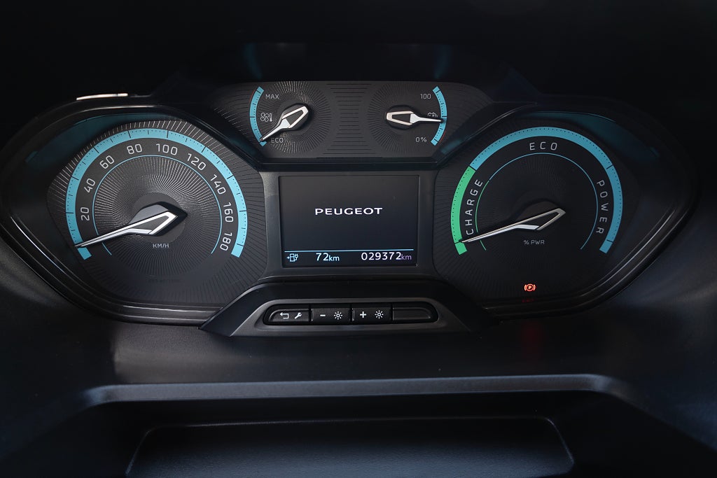 Peugeot e-Partner PRO+ L1 3,3m3 Electric 136 50kWh Nyservad