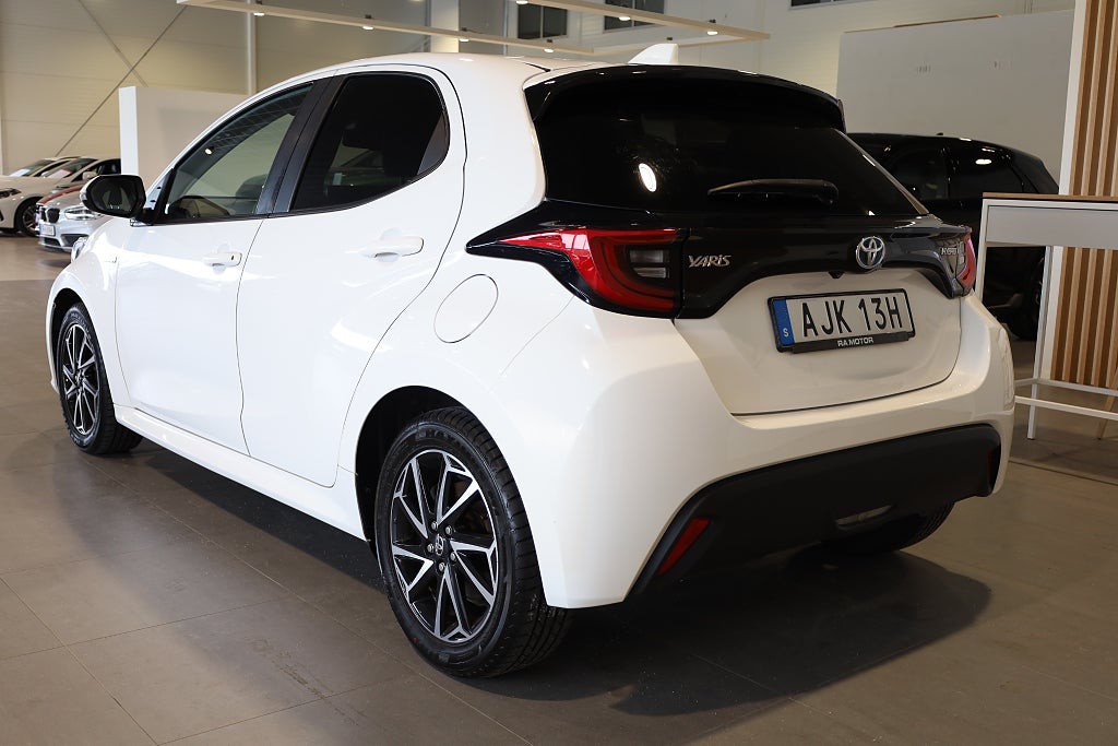 Toyota Yaris 1,5 Hybrid CVT Active Plus Kamera 2021