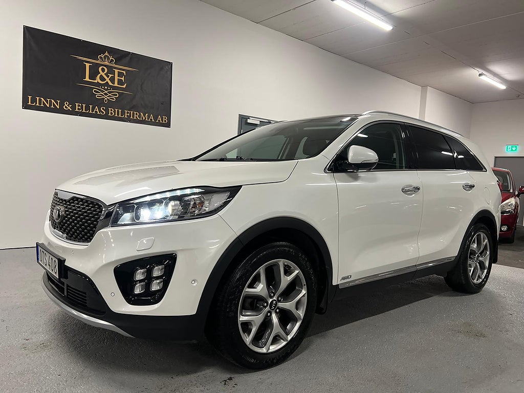 Kia Sorento 2.2 CRDi AWD 1ÅRSGARANTI/7SITS360KAMERA/PANO/GPS