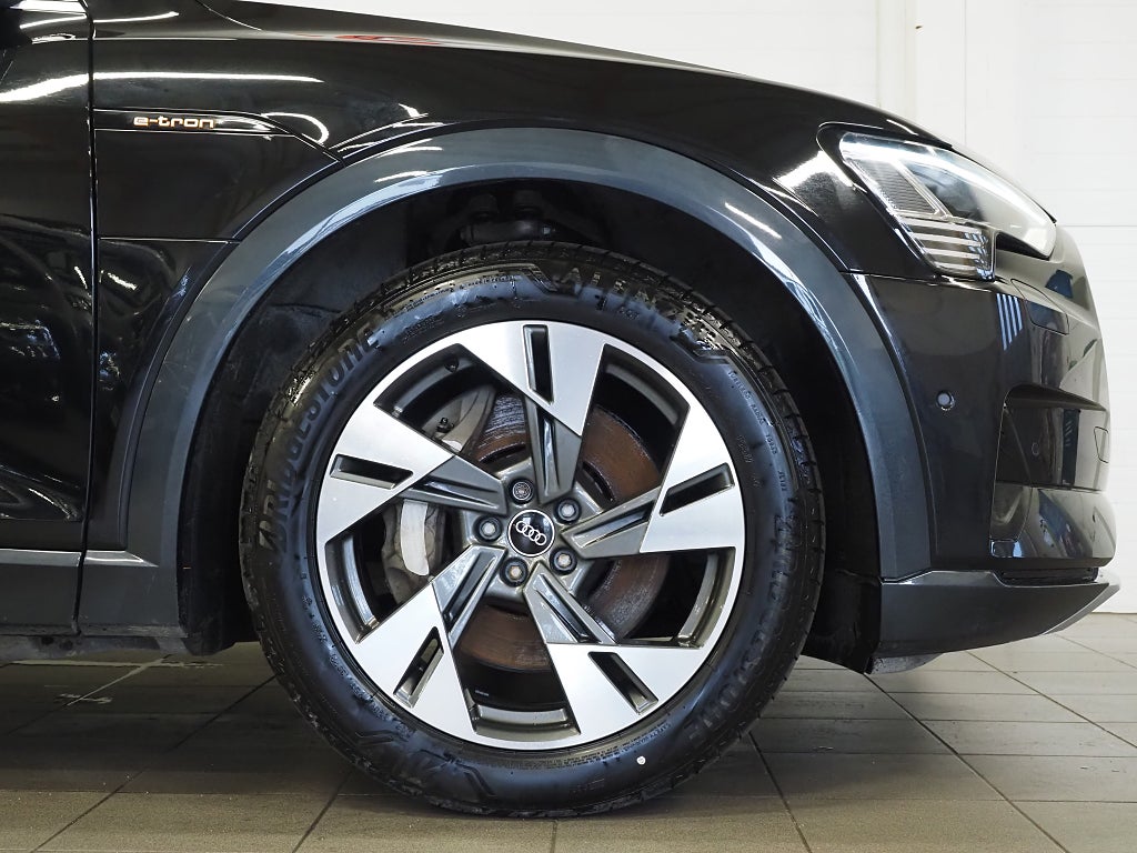 Audi e-tron 55 408hk Quattro Proline Drag Cockpit Navi Kamera