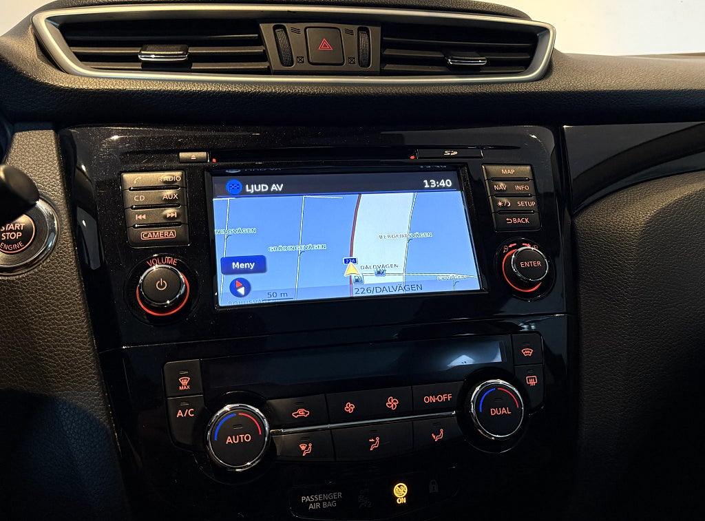 Nissan Qashqai 1.2 DIG-T XTRONIC-CVT TEKNA DRAG GPS PANORAMA 1-ÄGARE