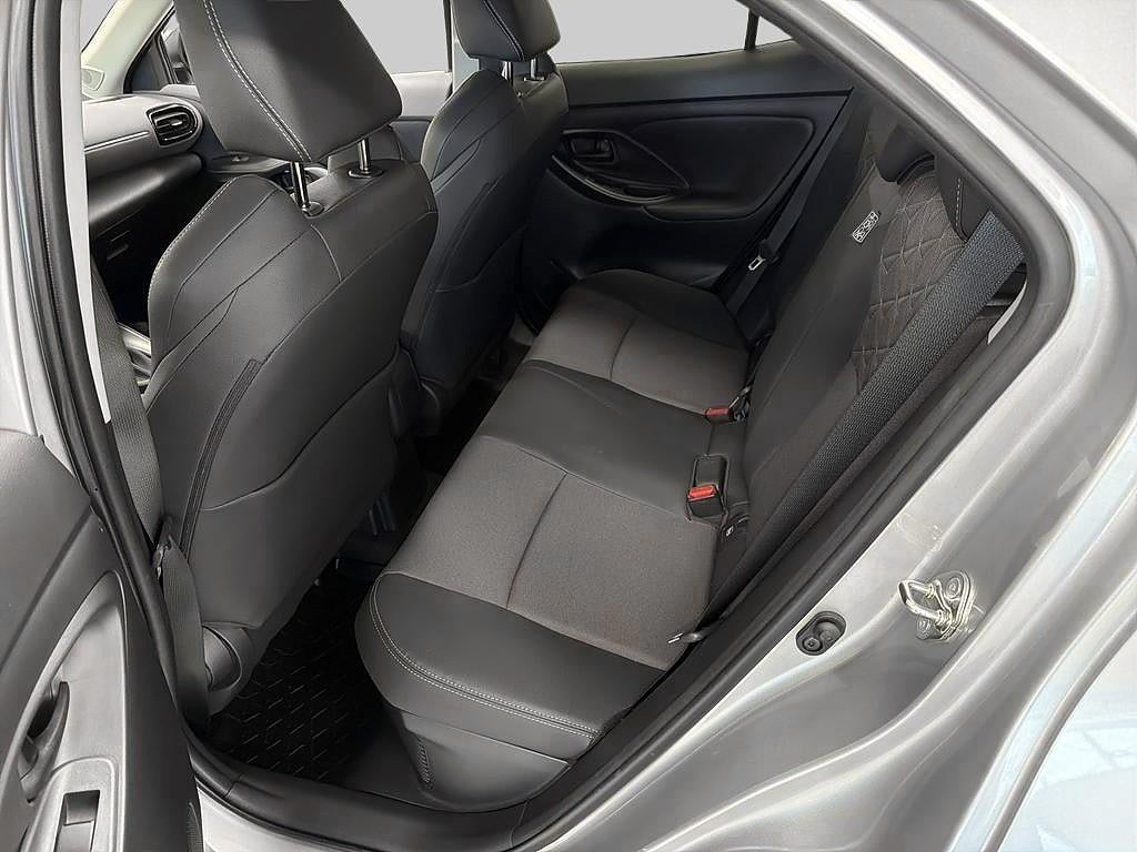 Toyota Yaris Cross 2023 - miniatyr 7