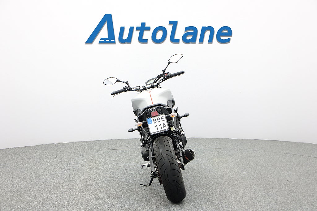 Yamaha MT-09 *Leovince Nyservad