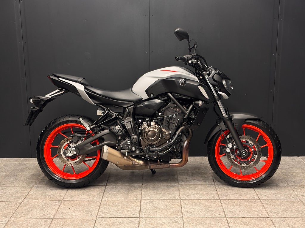 Yamaha MT-07 