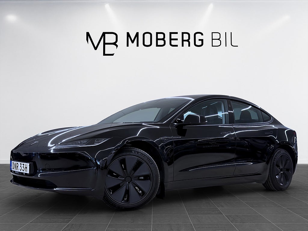 Tesla Model 3 Standard Range 283hk Pano läder Navi B-Kamera