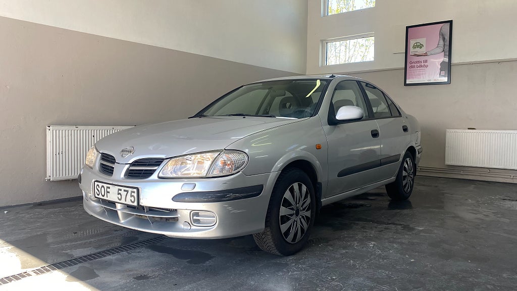 Nissan Almera Sedan 1.8