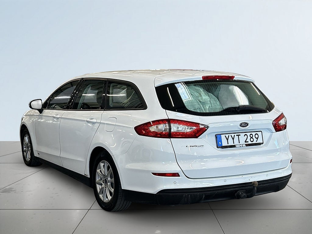 Ford Mondeo Kombi 2.0 TDCi AWD S&V-hjul/Carplay/Drag/Farthållare