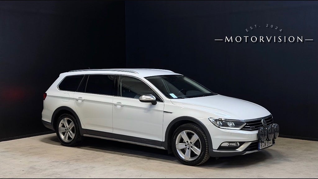 Volkswagen Passat Alltrack 2.0 TDI SCR 4Motion Alltrack / Drag / CarPlay / M-Värm