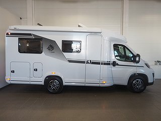 Husbil-halvintegrerad Knaus L!ve TI 590 MF 2 av 13