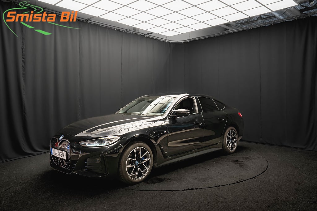 BMW i4 M50 xDrive LÄDER DRAG H/K 360° HUD 96%SoH MOMS 1-ÄGARE