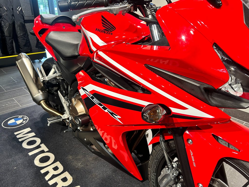 Honda CBR5005 3,45% 1585 mil/Akrapovic/Tail-tidy