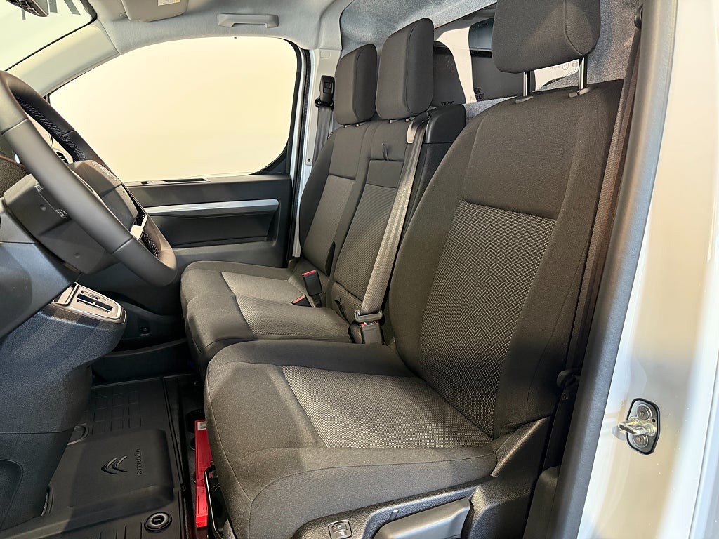 Bild på Citroën Jumpy Business 145hk Aut L2 - EDITION! SERVICE & VINTERHJUL INGÅ