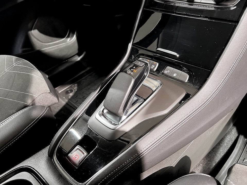 Bild på Opel Grandland Ultimate PHEV 300hk AUt AWD - B-KAMERA,DRAG