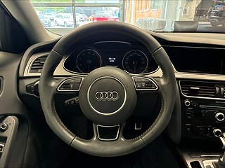 Audi A4 1.8 TFSI S Line/P-sens/Låg skatt/Kamkedja/Alcantara