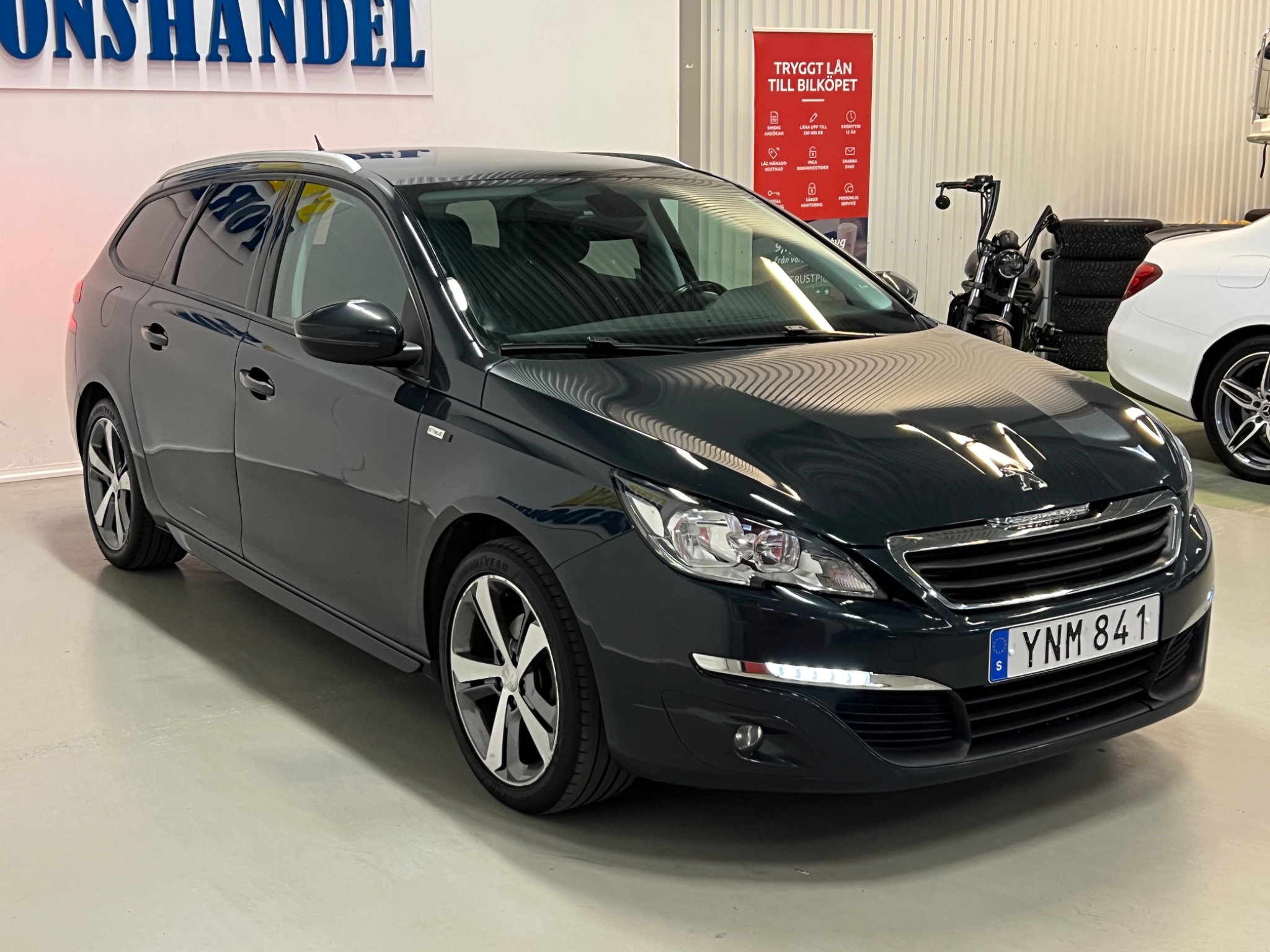 Peugeot 308 sw 1.2 PureTech 110 Style 2017, bild 4/10