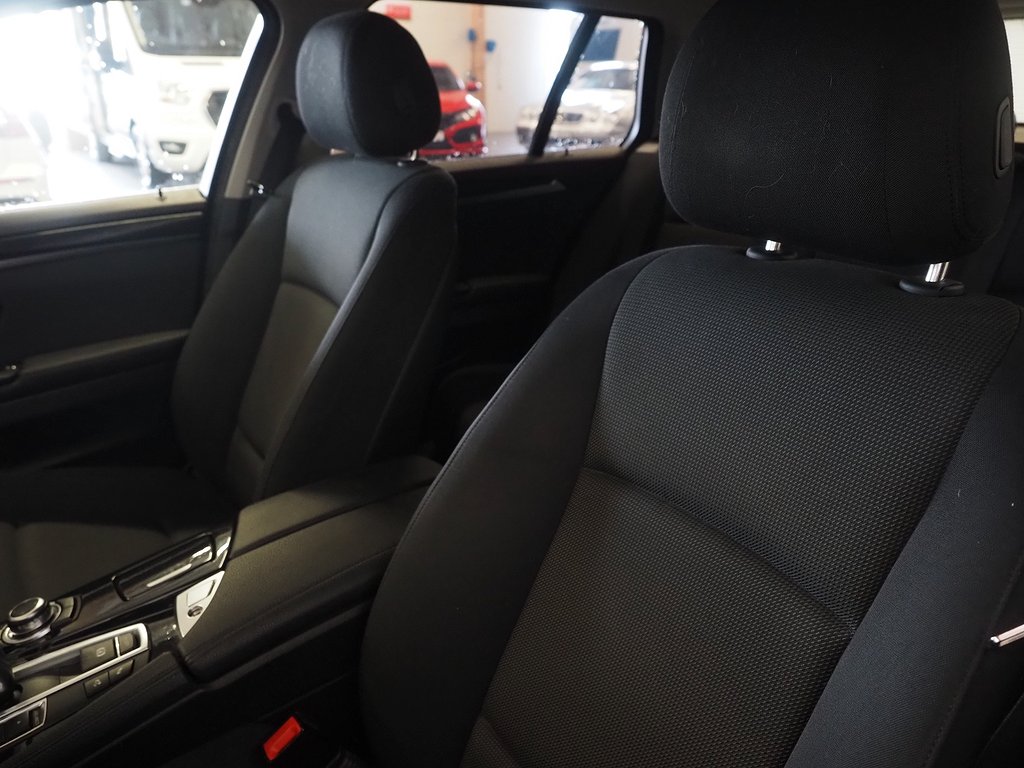 BMW 520 d xDrive Touring Steptronic 190hk |PDC|Rattvärme| 2015