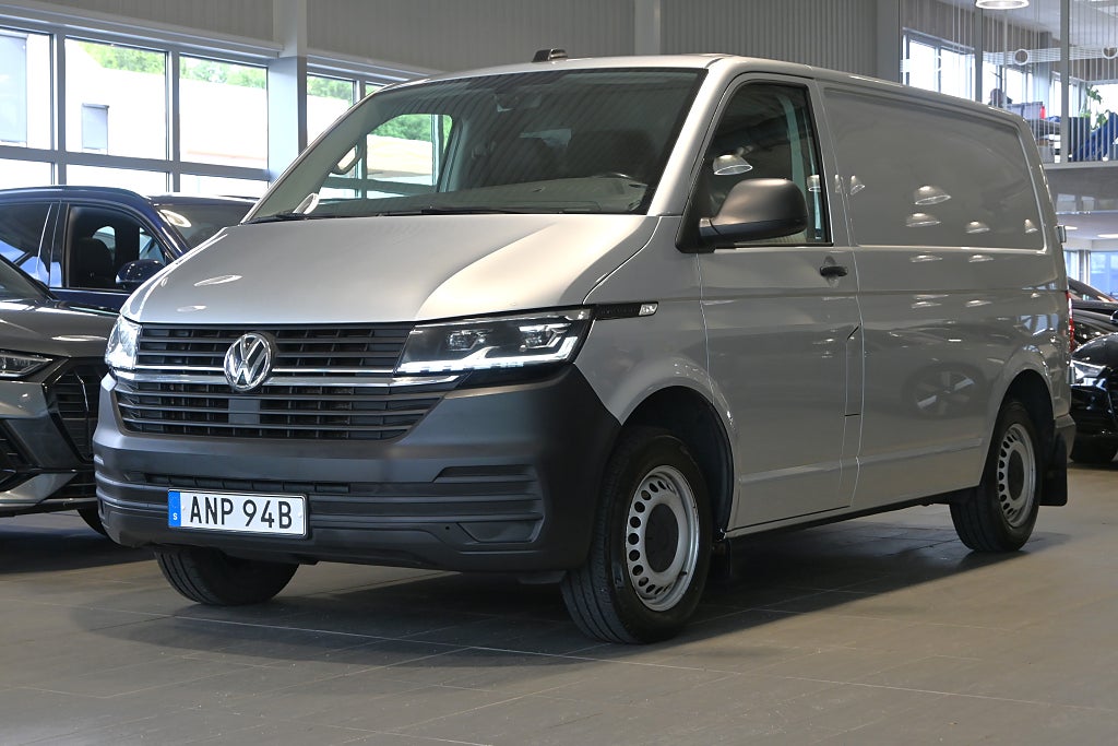 Volkswagen Transporter T30 TDI 150hk DSG Komfort LED Värmare Drag