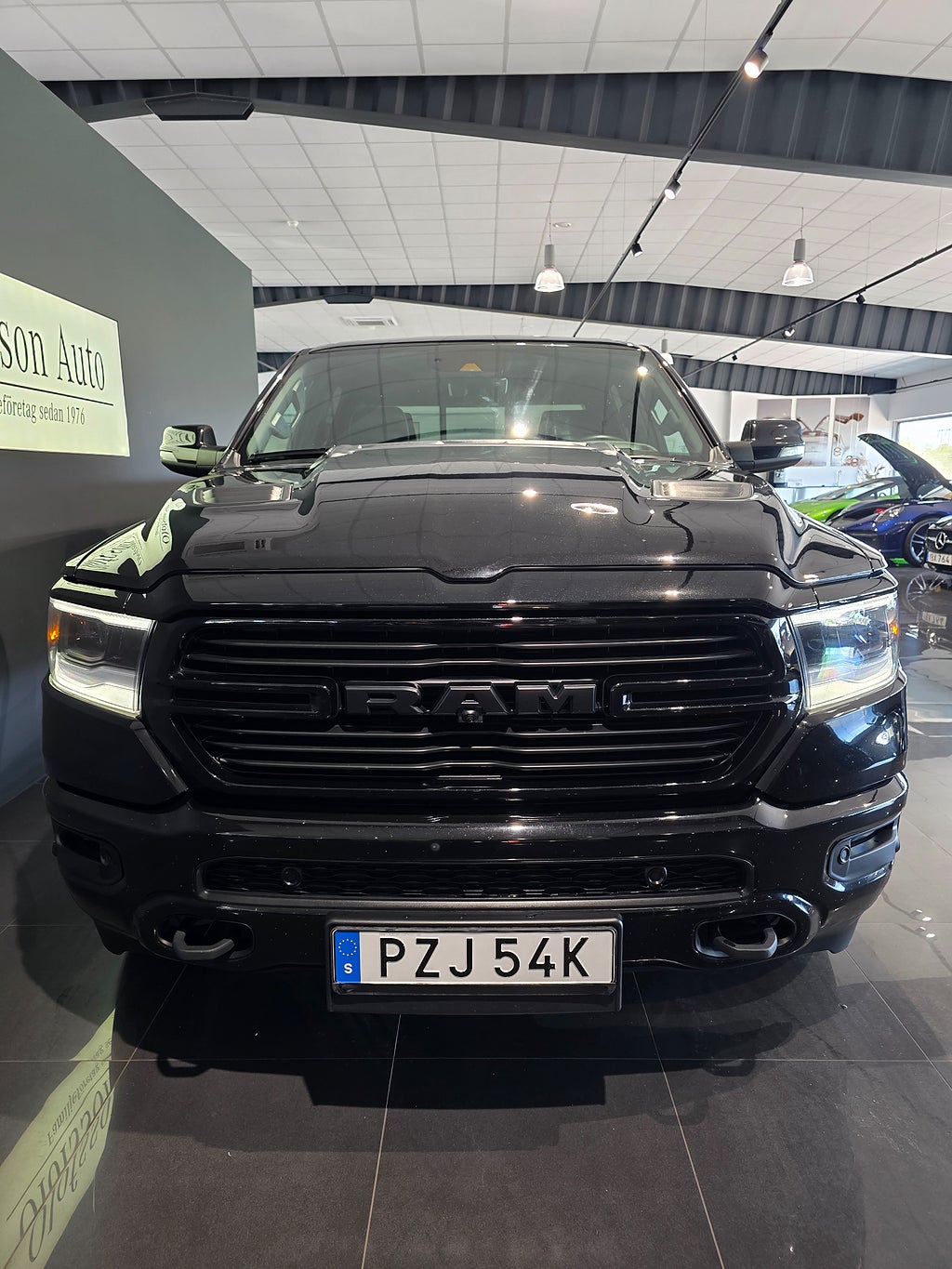 Dodge Ram 1500 Crew Cab Larami Night 5.7 V8 HEMI Flex Fuel 4×4 401hk - bild 18
