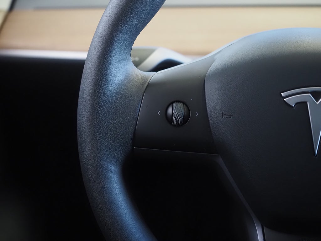 Tesla Model 3 Standard Range RWD 283hk Pano Navi Läder Moms 2023