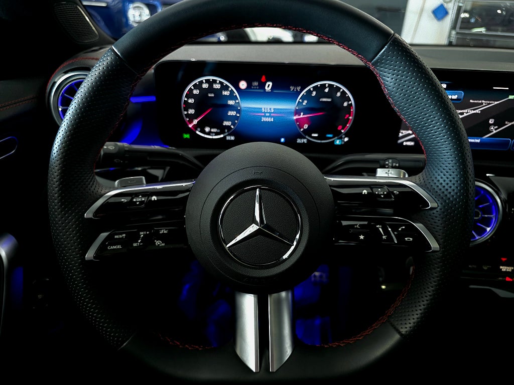 Mercedes-Benz CLA 200 AMG Coupe Premium Glastak - bild 12