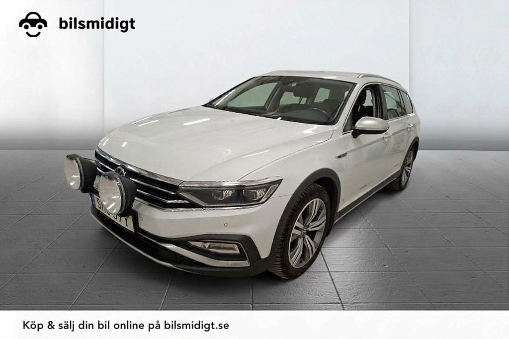 Volkswagen Passat Alltrack 2.0 TDI 4M Drag Värmare ACC Matrix MOMS 200hk