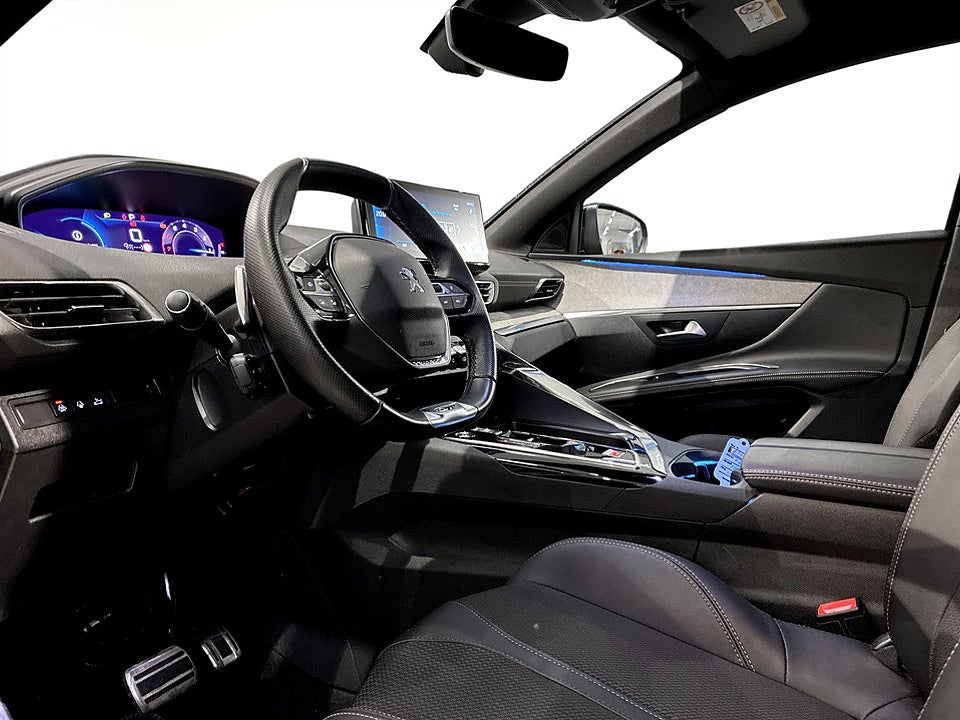 Bild på Peugeot 5008 GT 1.2 PT 130hk Aut B-KAMERA CARPLAY 7-SITS