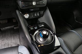 Halvkombi Nissan Leaf 21 av 23