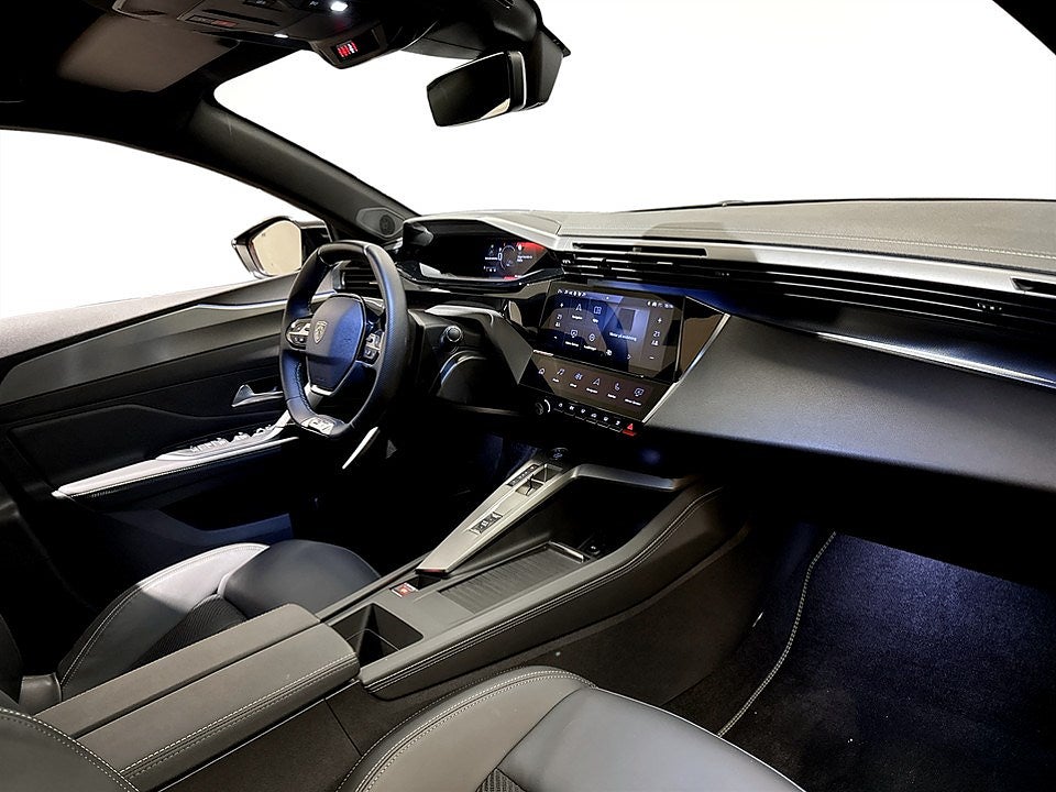 Bild på Peugeot 308 SW GT 1.2 PT 130 Aut - 360-KAMERA, ELSTOL