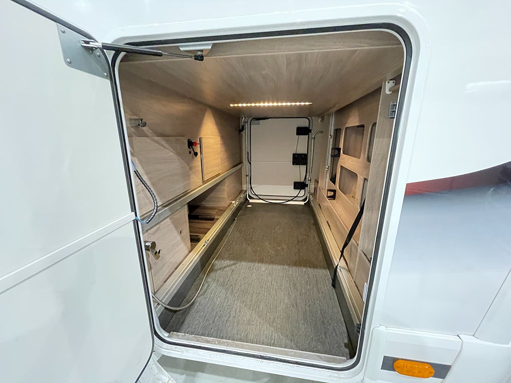 Kabe TMI 910 Imperial GB /Cinderella/Hyd-stöd/AC/Solcell/MB - Kabe